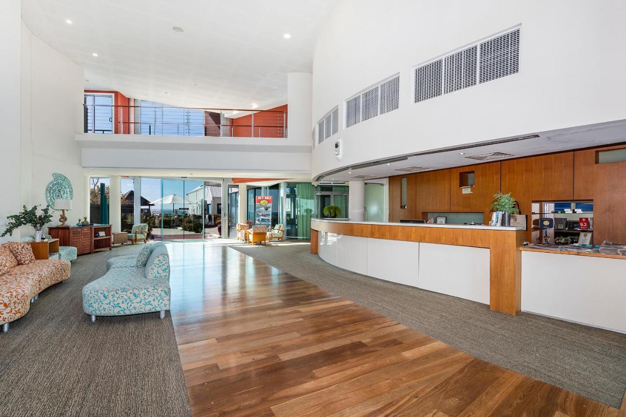 An Ocean,Beachfront And Pool View Apartment 210 Mandurah Exterior foto