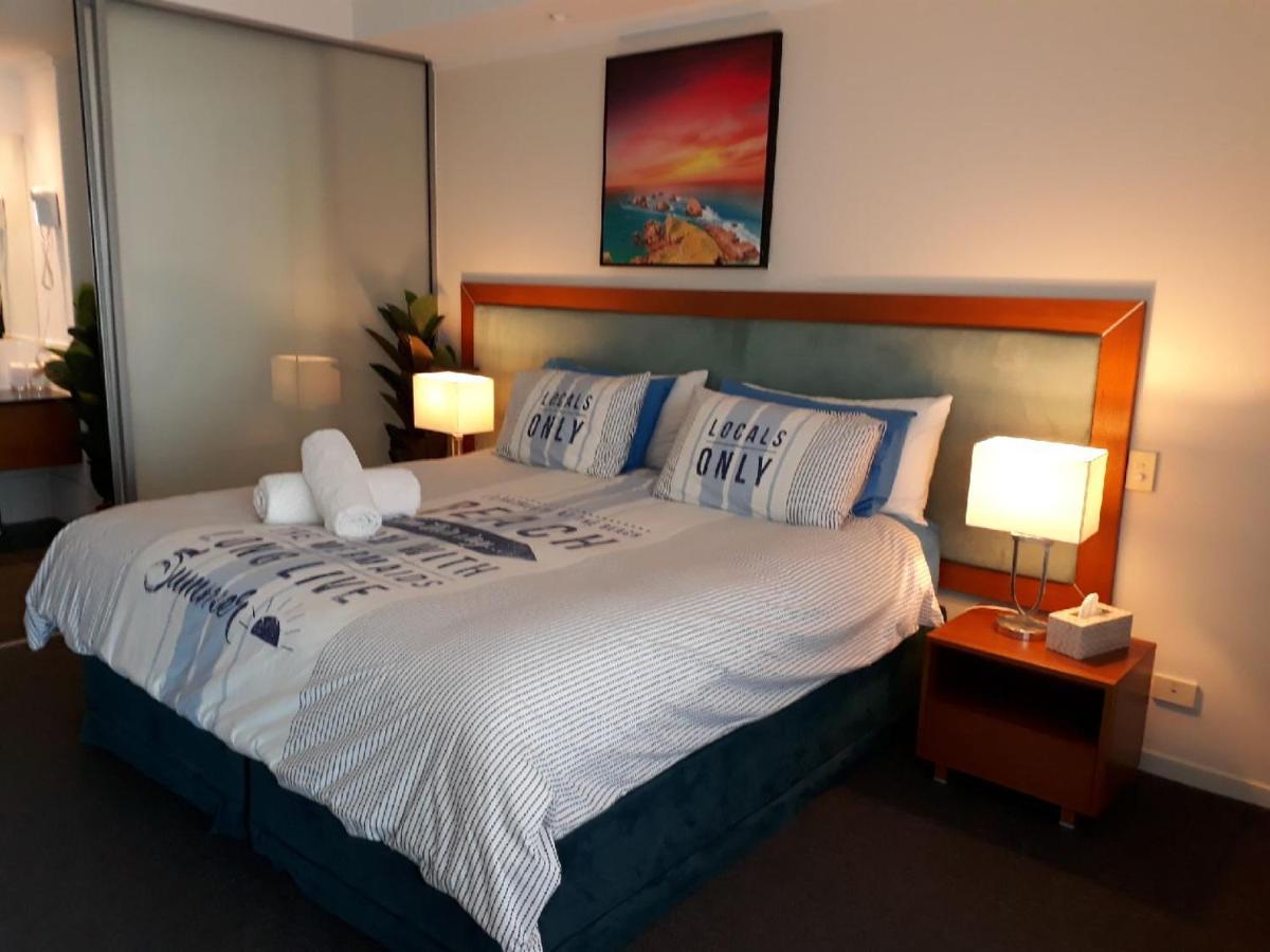 An Ocean,Beachfront And Pool View Apartment 210 Mandurah Exterior foto
